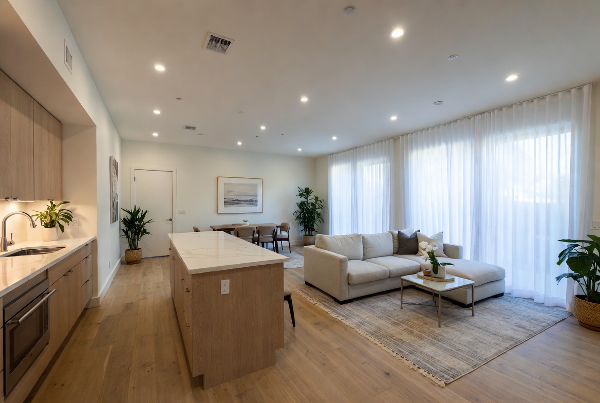 Afternoon rooms — Folsom